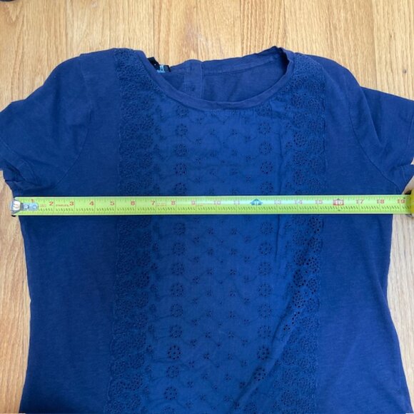 Talbots Navy eyelet front crew neck tee shirt size M - Picture 5 of 6